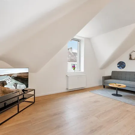 5 Min Zum Hauptbahnhof 비스바덴